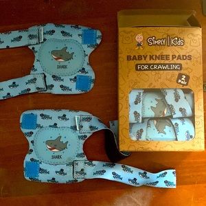 Simply Kids shark knee pads, set of 2.